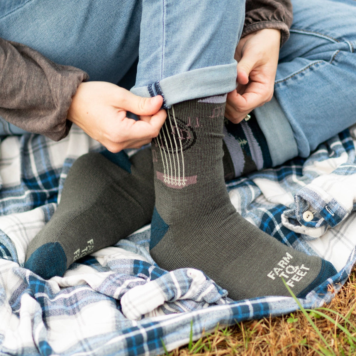 Farm to Feet Floyd Light Cushion Crew Socks  - 