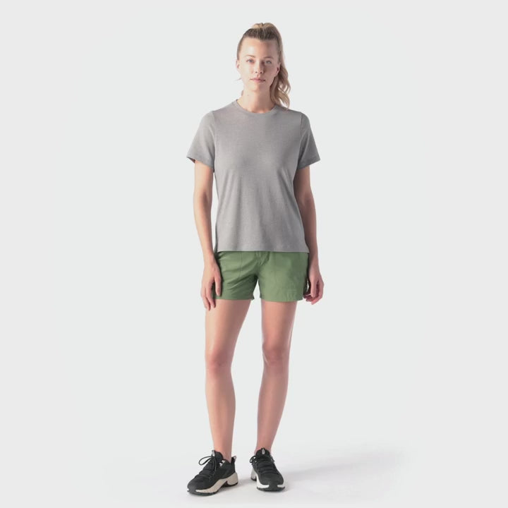 Smartwool Womens Perfect Crew Short Sleeve Tee - Light Gray Heather
Fit Video